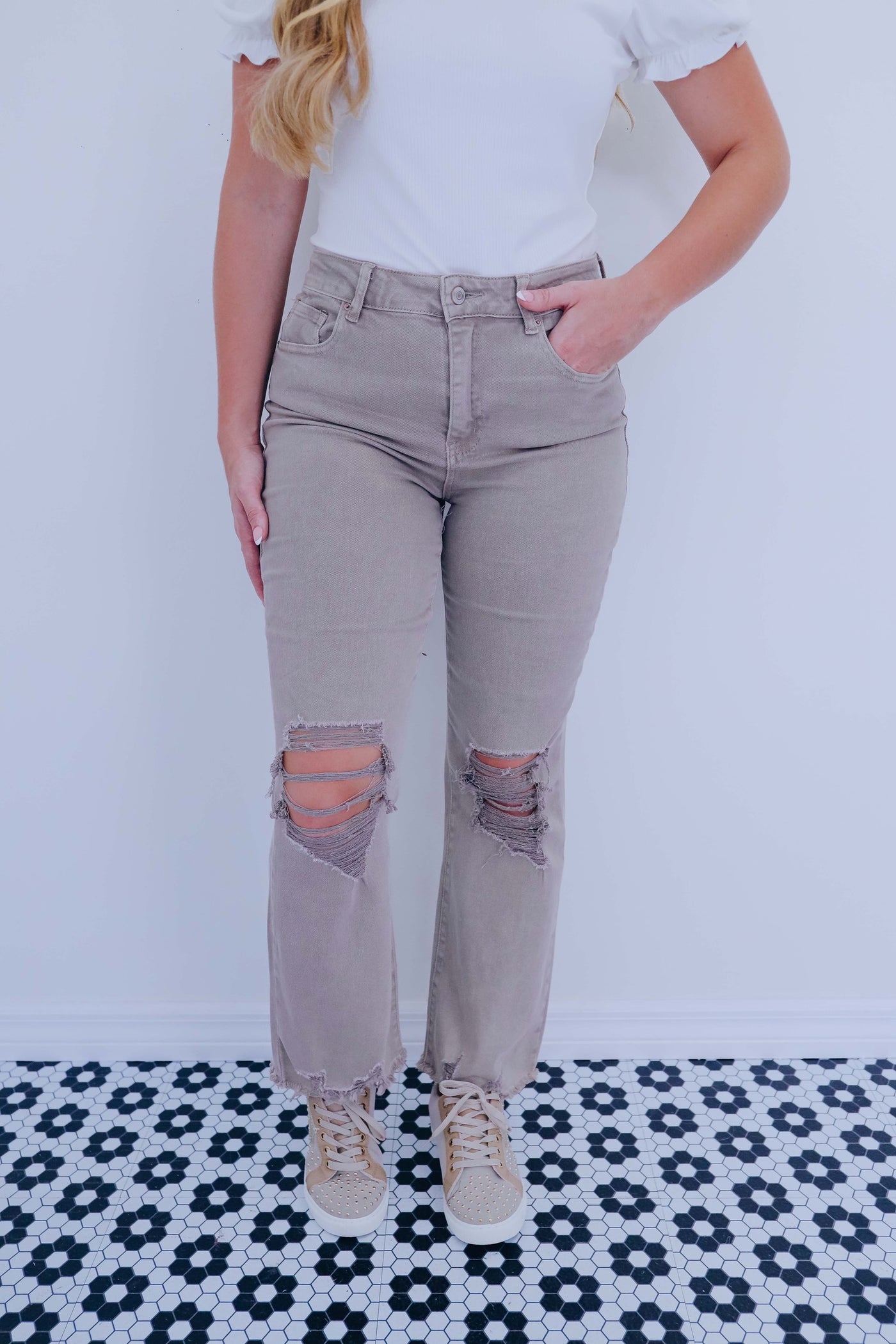 Easter Distressed Frayed Hem Jeans