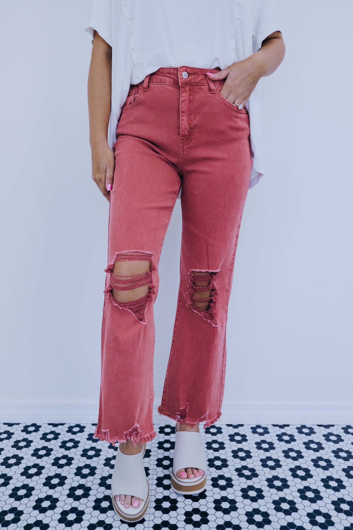 HIGH RISE STRETCH FLARE WITH DISTRESSED FRAYED HEM JEANS: 13 (30)